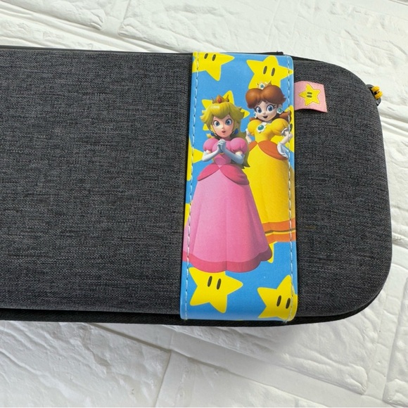 Nintendo Switch Super Mario Deluxe Travel Case Princess Peach Daisy - Picture 3 of 10
